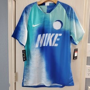 NWT Men's Nike Dry Strike SS Spray Top (Large)